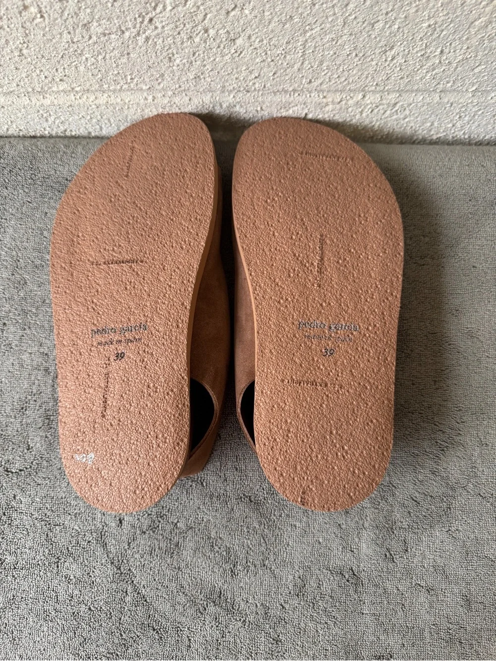 Pedro Garcia Dinka Sandals Hazelnut Suede Size 9
